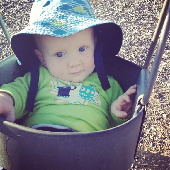 patagonia baby bucket hat